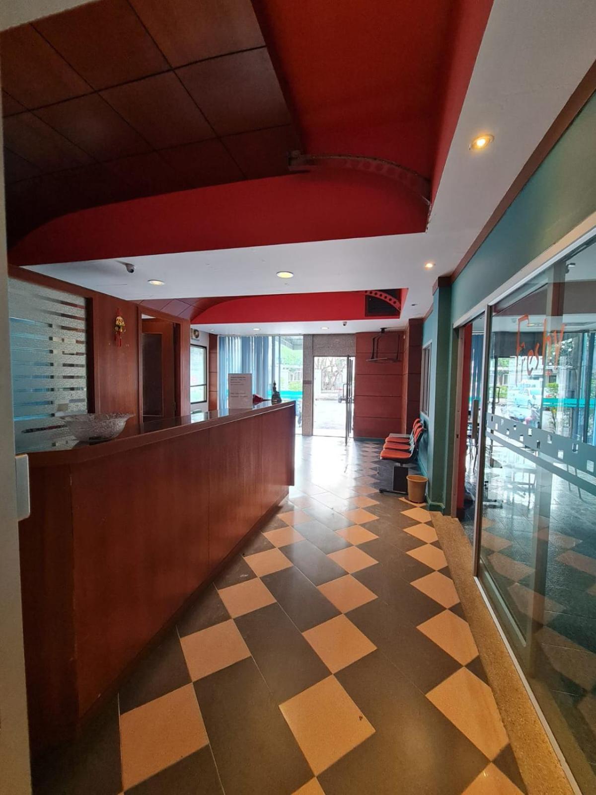 Desa Phuket Hotel Exterior foto