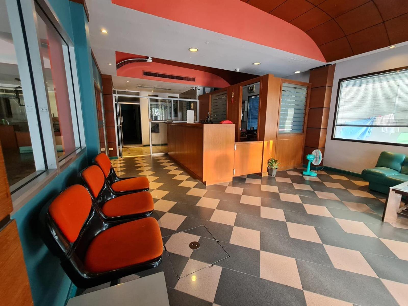 Desa Phuket Hotel Exterior foto